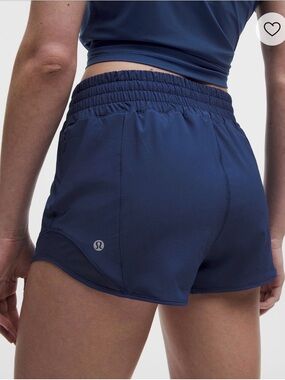lululemon athletica Women's Hotty Hot shorts Navy size 2 4” inseam
